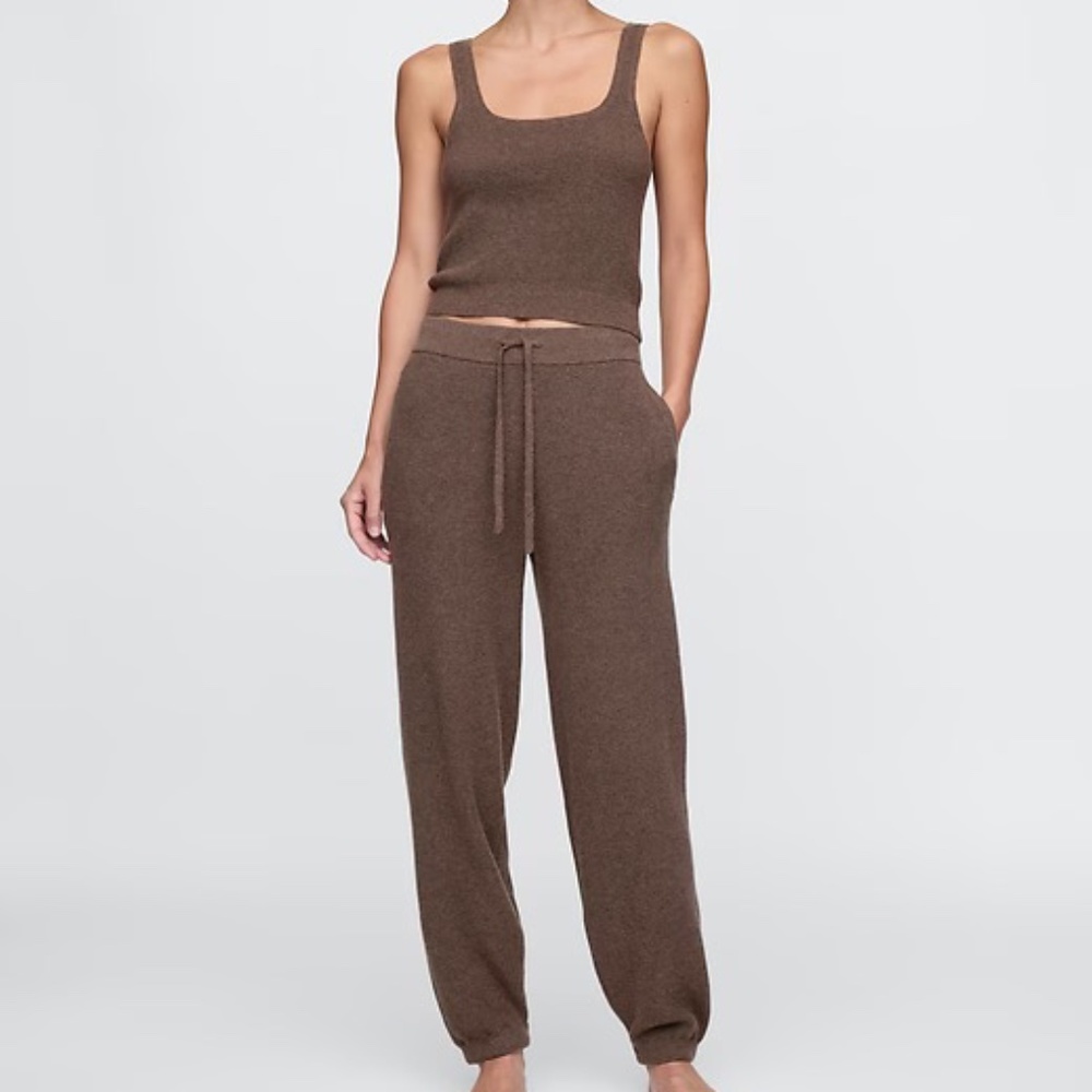 Gap CashSoft Brown Waffle PJ Cropped Tank Top and Joggers Petite Medium